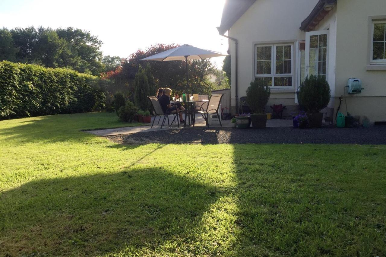 Lakeside Cottage Killaloe Exterior photo