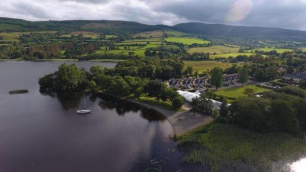 Lakeside Cottage Killaloe Exterior photo