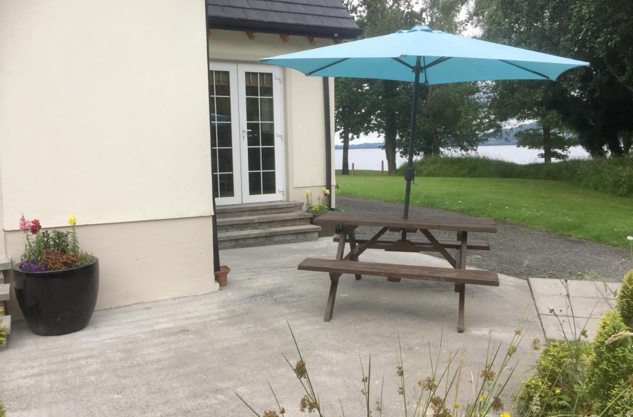 Lakeside Cottage Killaloe Exterior photo